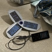 Product Image. Title: Solio Classic Hybrid Charger - Silver